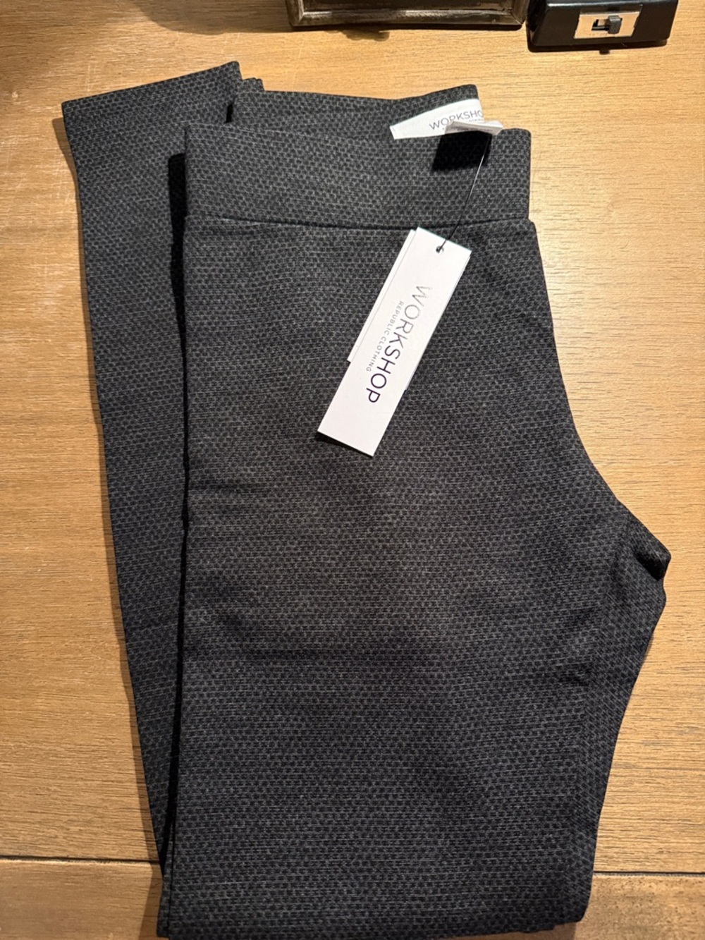 NWT Workshop Dark Gray Heather Casual Leggings